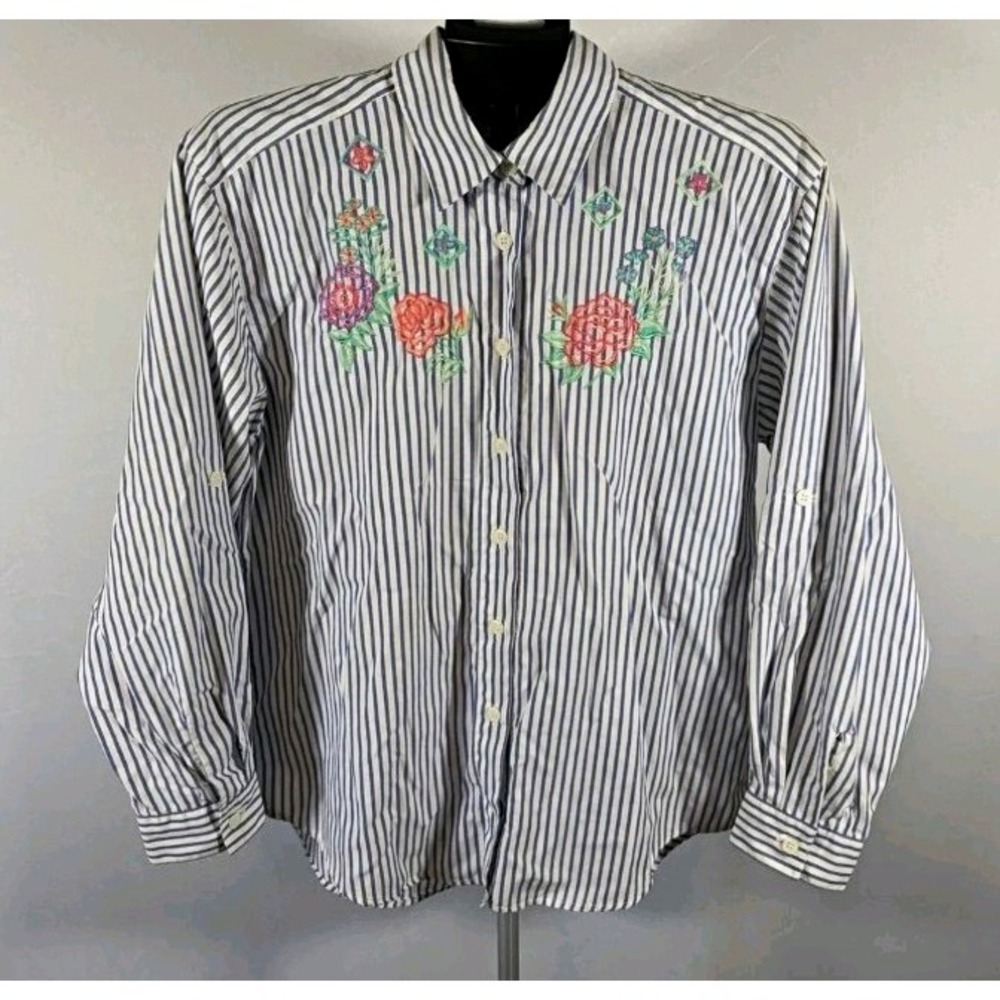 Napa Valley Petites Women's M Blue Stripe Floral Embroidered Button Up Shirt